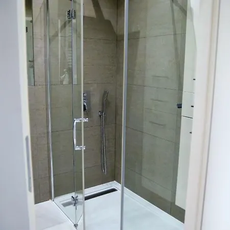 Brezza Apartment *